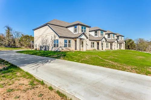 112 Dealva Ct Photo 1