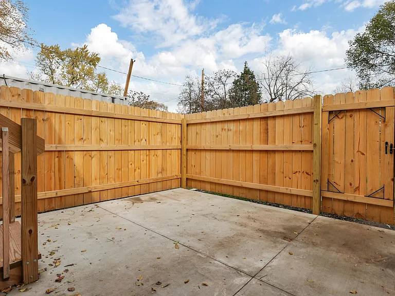 480 S Princeton Ave #484 — Photo 6