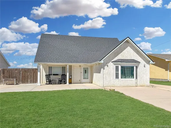 720 11th Street, Limon, CO 80828