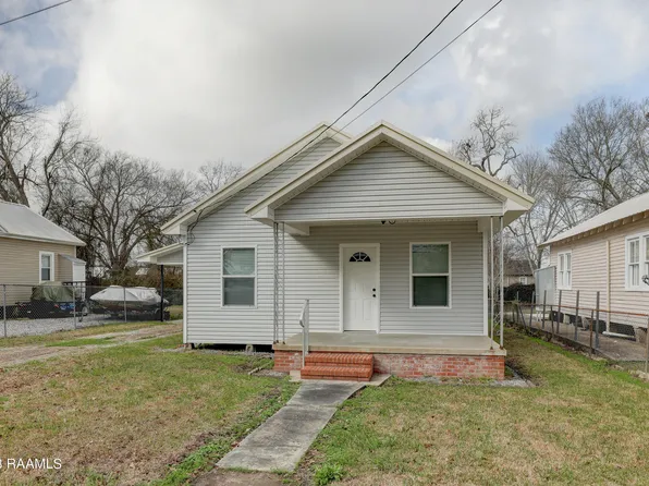 107 Pershing St, Abbeville, LA 70510