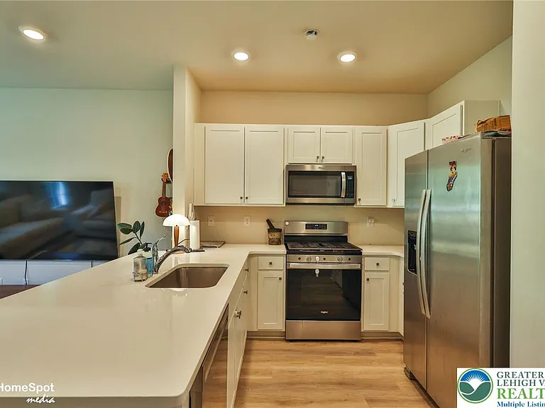 1224 Martin Rd — Photo 12