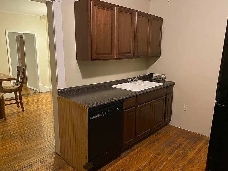 113 Heath St — Photo 5