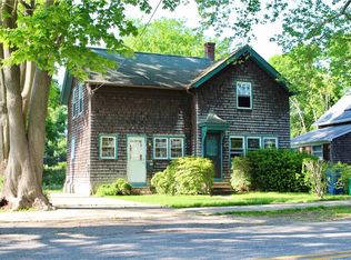 149 Robinson St, South Kingstown, RI 02879