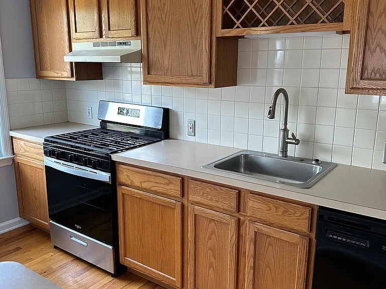 193 Main St #1 — Photo 11