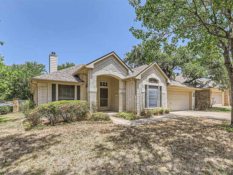 3948 Artesia Bnd — Photo 1