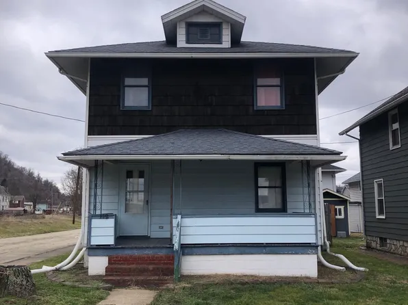 112 2nd St, Allenport, PA 15412