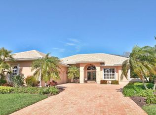 357 Turtleback Xing, Venice, FL 34292