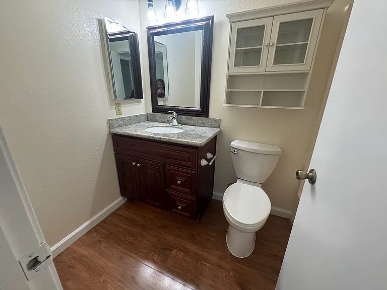 19226 Vineyard Ln — Photo 34