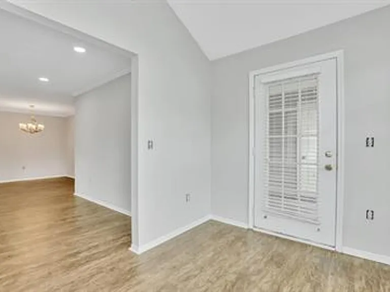 12300 Apache Ave #111 — Photo 8
