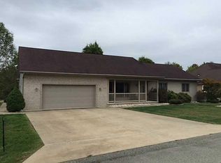 122 Clare Dr, Perryopolis, PA 15473