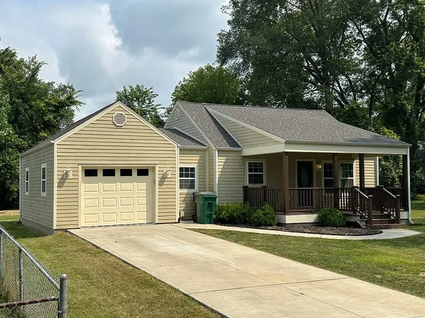 19913 Jane St, South Bend, IN 46637