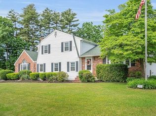 7 Kathleen Rd, Hudson, MA 01749