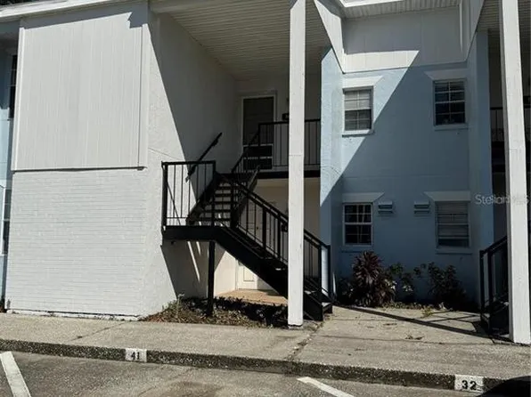 3819 N OAK DRIVE #I42, TAMPA, FL 33611
