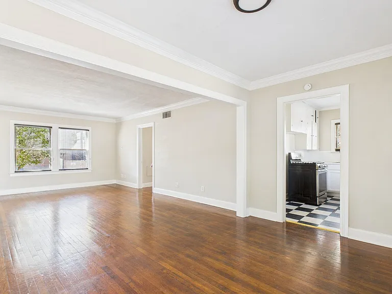 1920 Richmond Ave #14 — Photo 5
