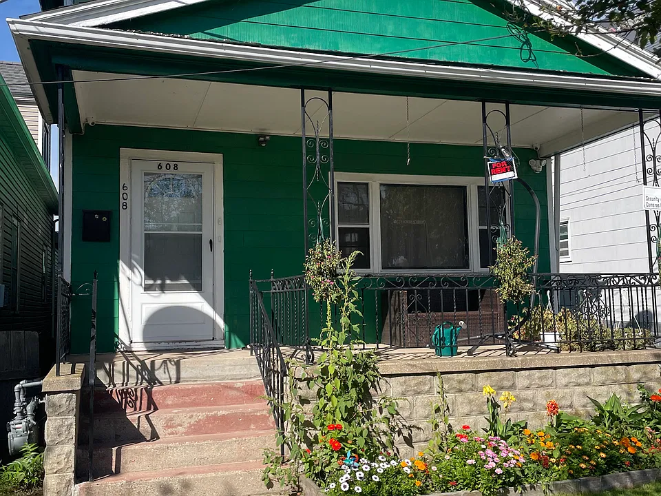 608 Fulton St #1