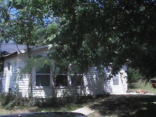 2nd image of 295 Manfred Rd