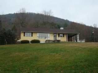 57 Walnut Dr, Lock Haven, PA 17745