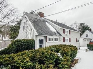 10 Hardwick Rd, Natick, MA 01760