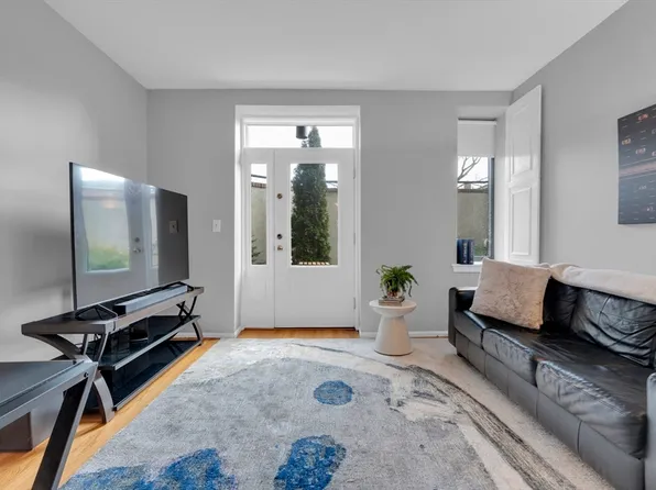 94 Newbury Ave APT 109, Quincy, MA 02171