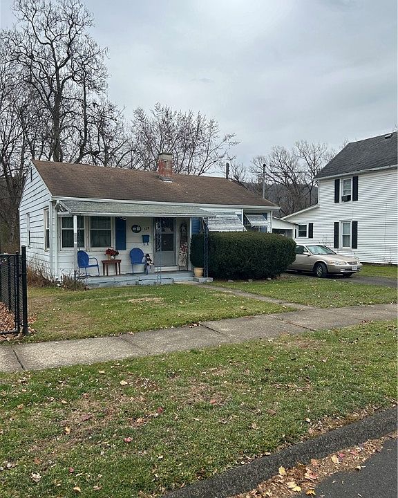 1st image of 138 McCauley Ave
