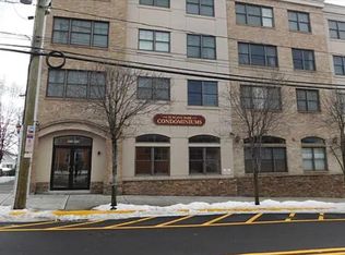 380 Anderson Ave APT 2C, Cliffside Park, NJ 07010