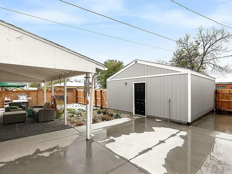 Backyard and detached 2-car garage