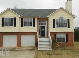 5445 Lauren Cv, Ellenwood, GA