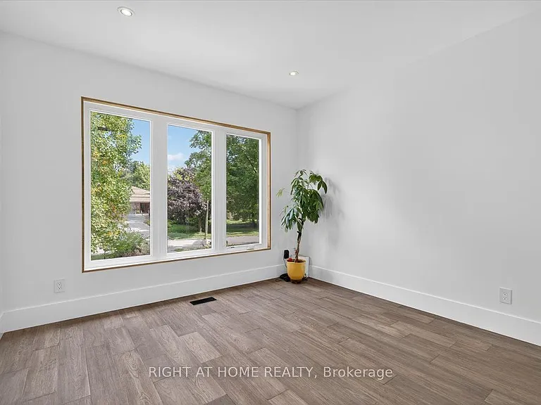 64 Larwood Blvd — Photo 32