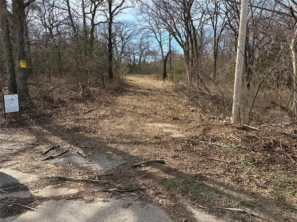 2861 Sweetheart Cir, Norman, OK 73026