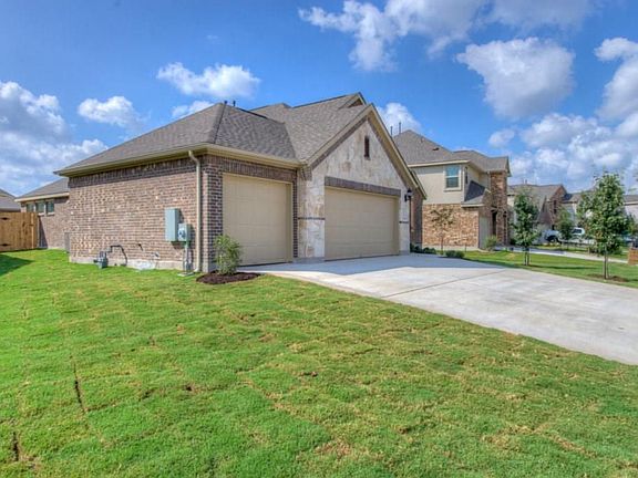 2nd image of 3704 Arvel Dr