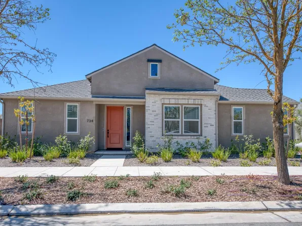 734 Josephine Ln, Madera, CA 93636