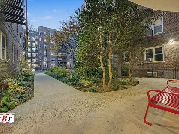 915 E 17th St APT 214, Brooklyn, NY 11230