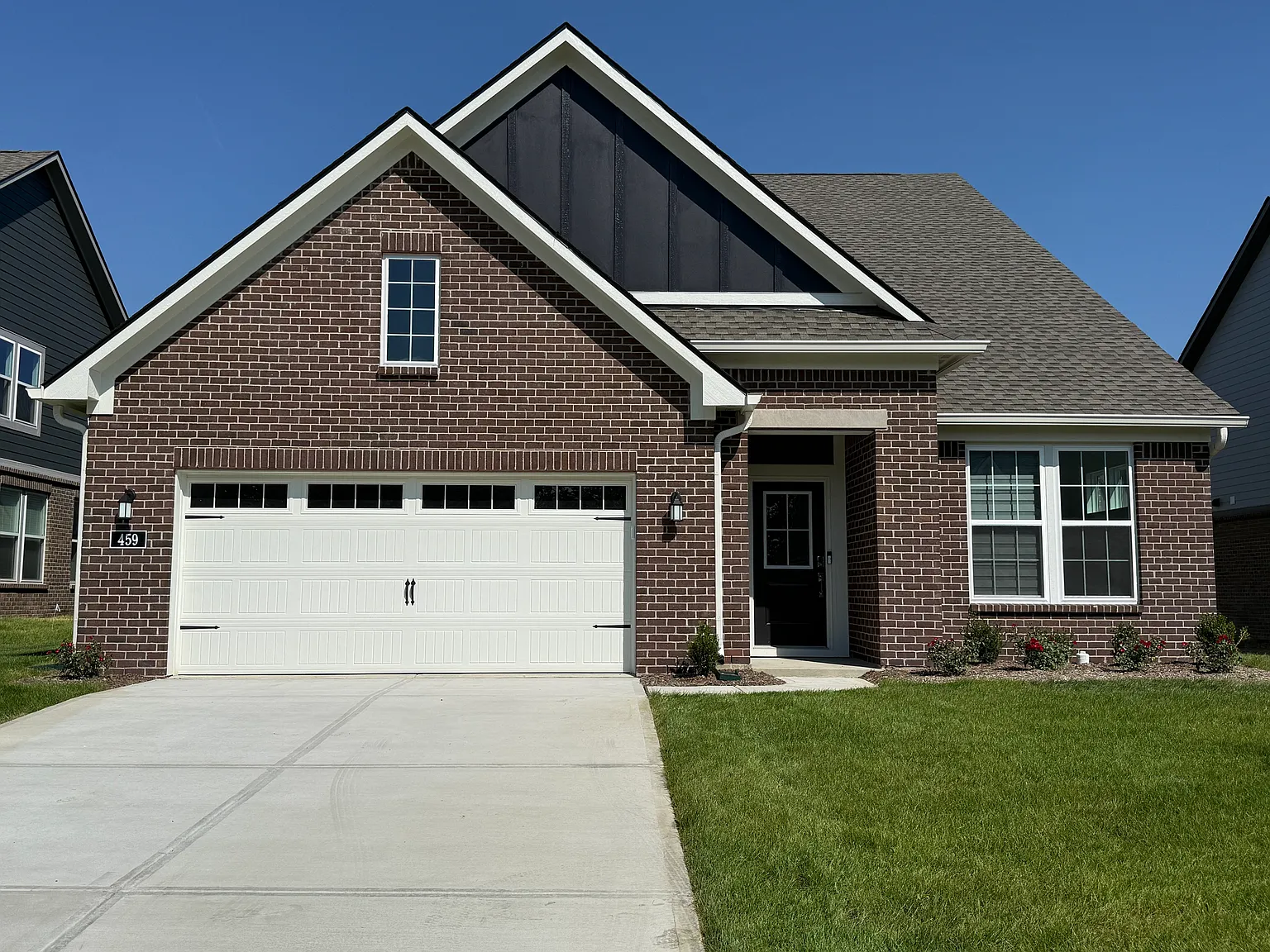 3 bed, 2015 sqft, $2,700 — Photo 1