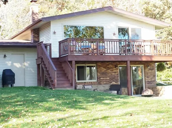 W3683 Orchard Ave, Green Lake, WI 54941