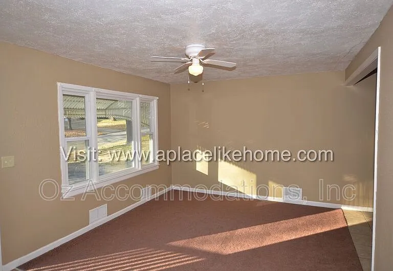 9811 Marsh Ave — Photo 11