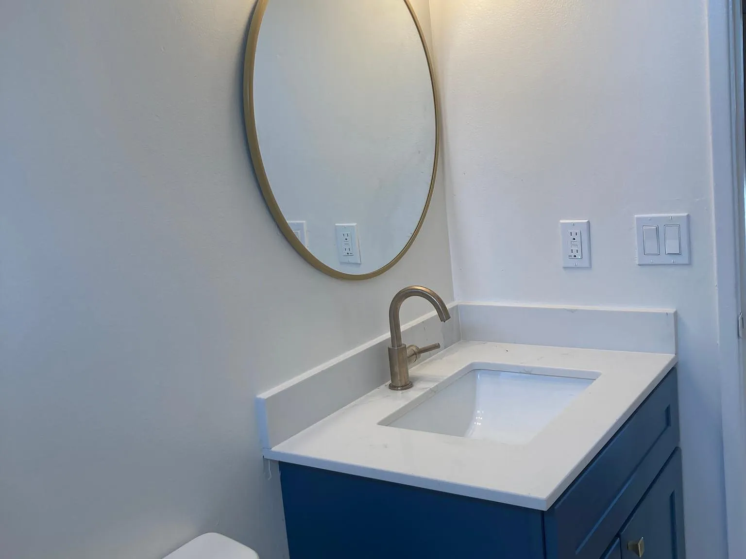241 Vista Del Mar — Photo 2