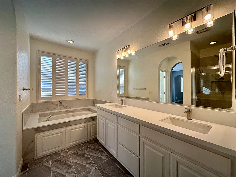 907 Star Tulip Dr — Photo 26