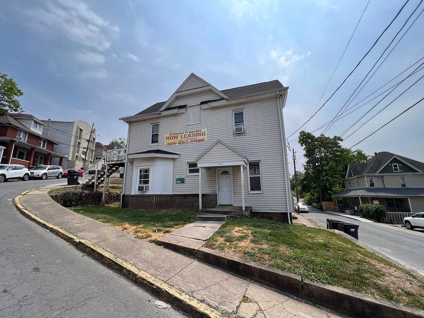 450 Dallas Street — Photo 1