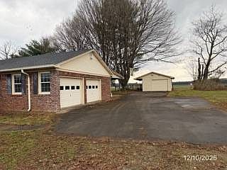 5th image of 7385 Louisville Rd