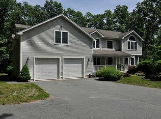 65 Salisbury St, Rehoboth, MA 02769