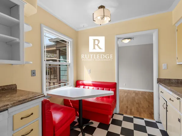 918 Grant Ave, Medford, OR 97501