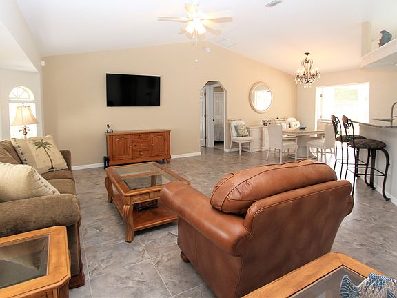 Living Room_12022019