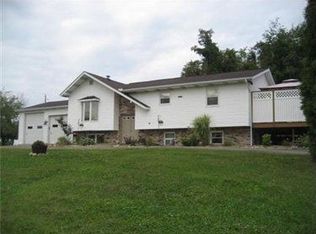 1515 Blue Star Rd, Perryopolis, PA 15473