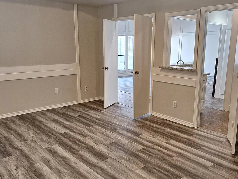 6423 La Manga Dr — Photo 10
