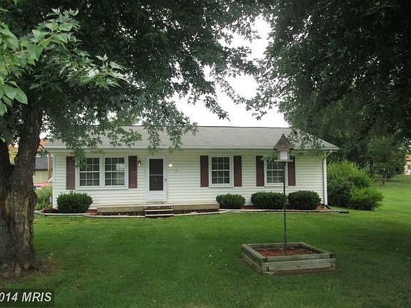 2nd image of 121 Greenwood Ave