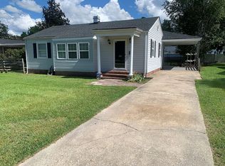 311 Lloyd St, Mullins, SC 29574
