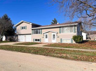 1104 Hobbs Ave, Oshkosh, WI 54901