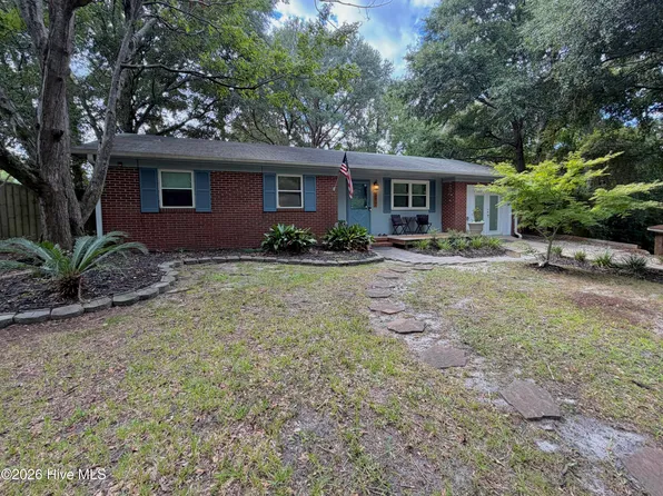517 Voltaire Place, Wilmington, NC 28412