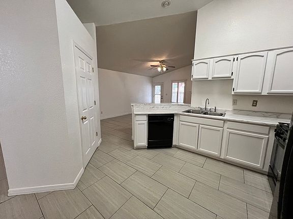 5th image of 14220 Pacific Point Dr