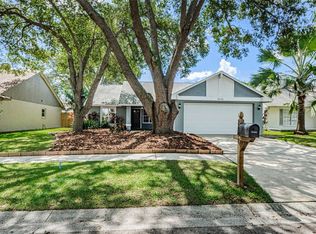 2018 Shadow Pine Dr, Brandon, FL 33511